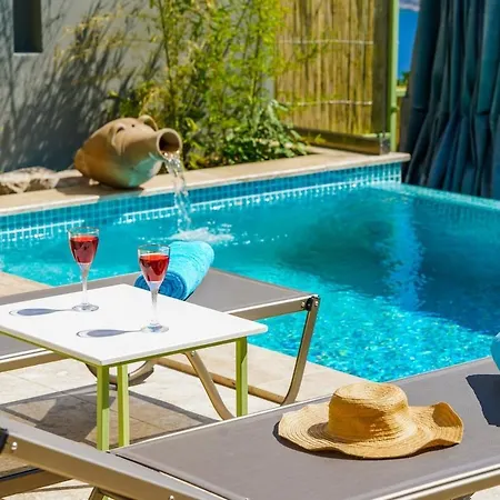 Villa Deniz Manzaralı, Merkeze Yakın, Jakuzili Balayı Villası Kas