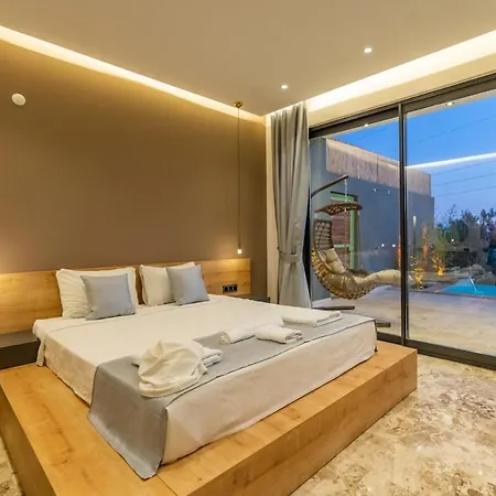 Deniz Manzaralı, Merkeze Yakın, Jakuzili Balayı Villası 别墅 *