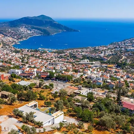 Deniz Manzaralı, Merkeze Yakın, Jakuzili Balayı Villası 别墅 卡斯
